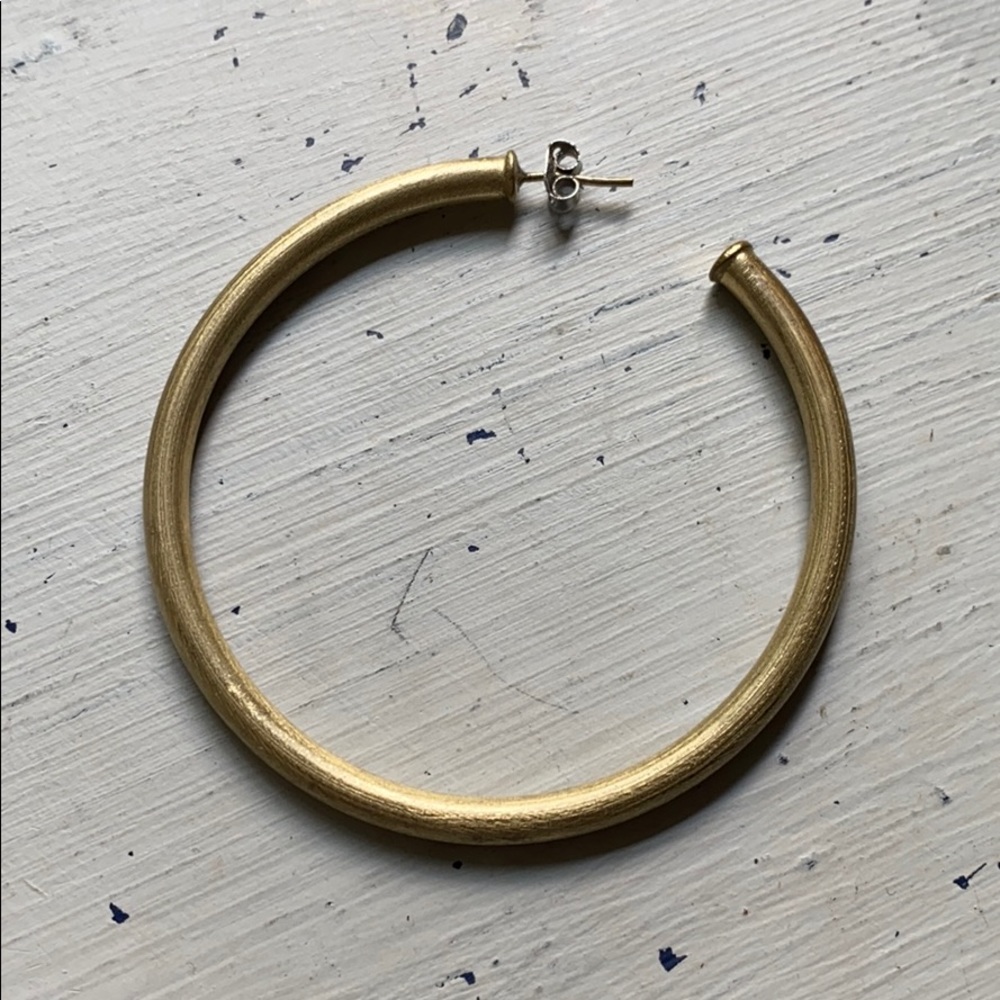 Sheila Fajl Hoop